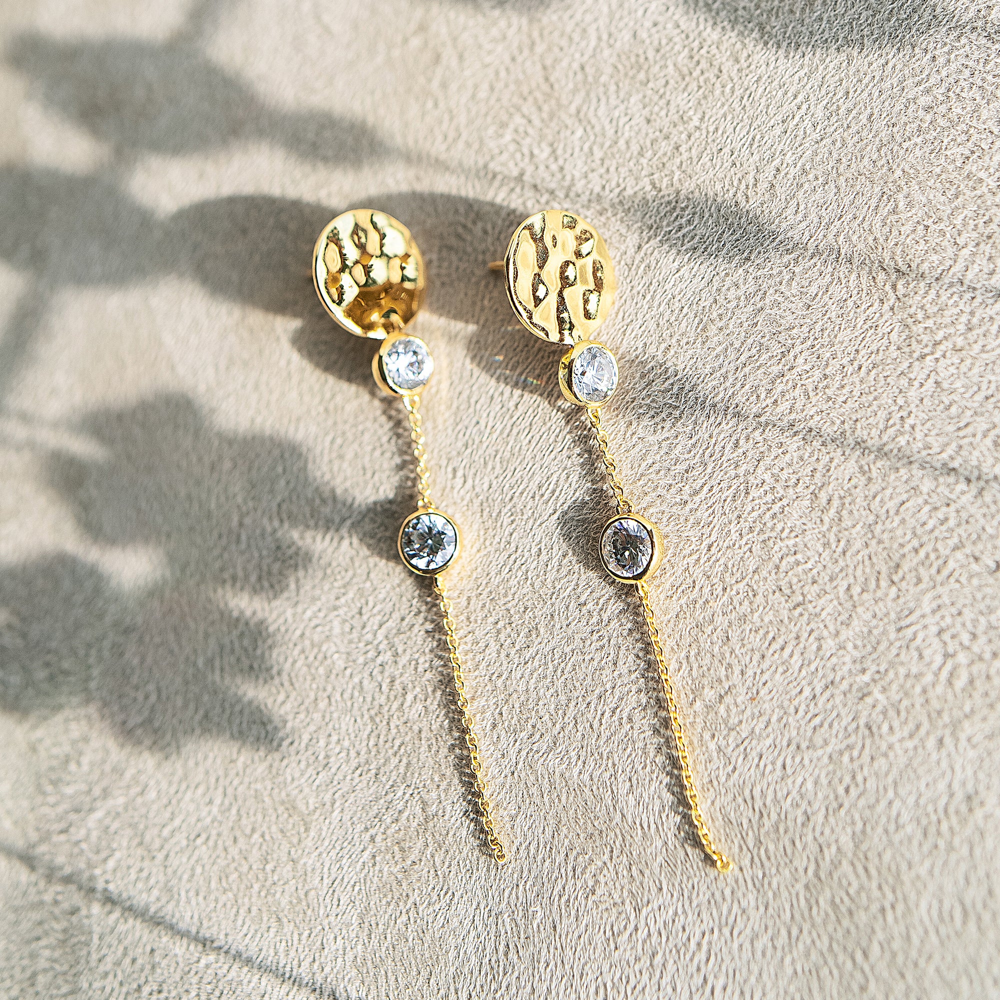 ◇wing bling◇ 14k post Jenna ribbon drop earrings Hammered Gold Fallon Drop Earrings – Laura Foote Designs
