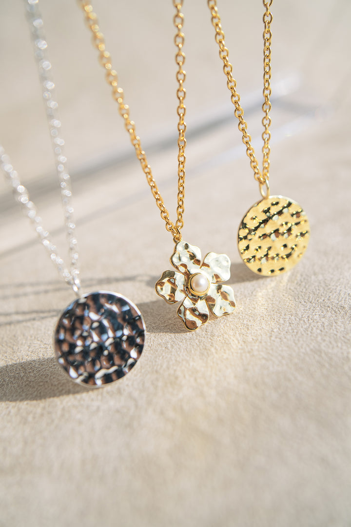 Hammered Gold Flower Pendant Necklace in Pearl