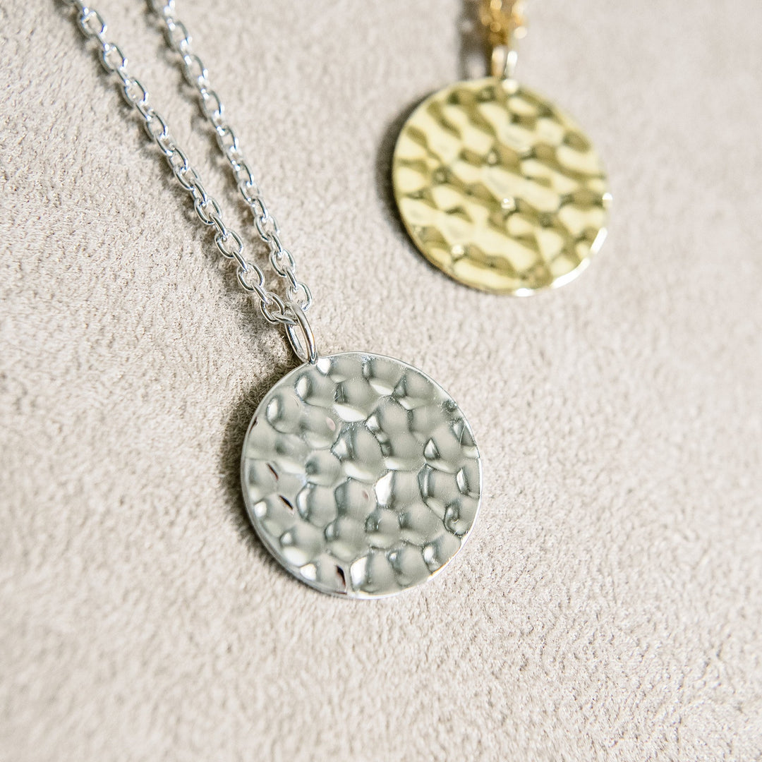 Kári Pendant Necklace in Hammered Sterling Silver