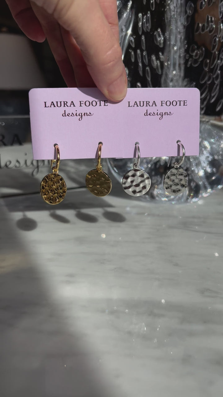 Kári Huggie Hoop Earrings in Hammered Sterling Silver