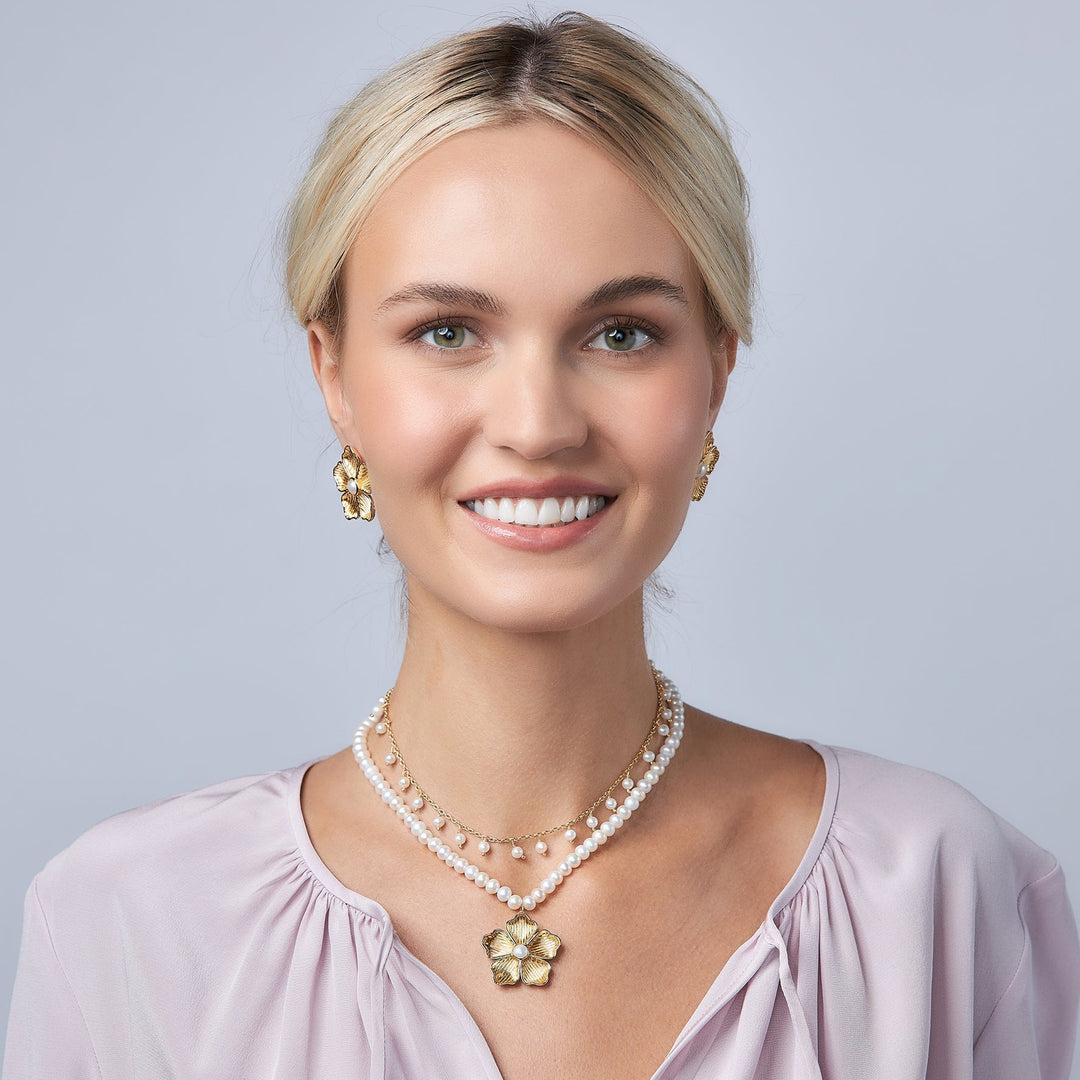 Marina Necklace in Pearl
