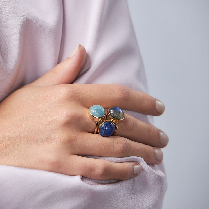 Rainbow Ring in Tanzanite